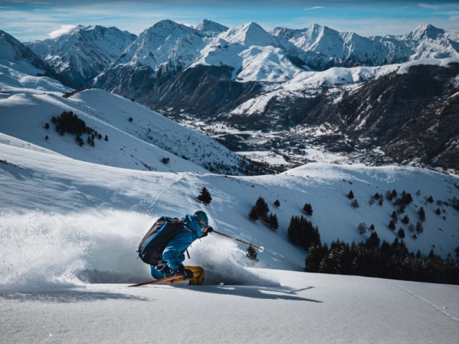 Come Fissare GoPro su Casco Sci? Pericoli e Alternative Sicure 2025-2026